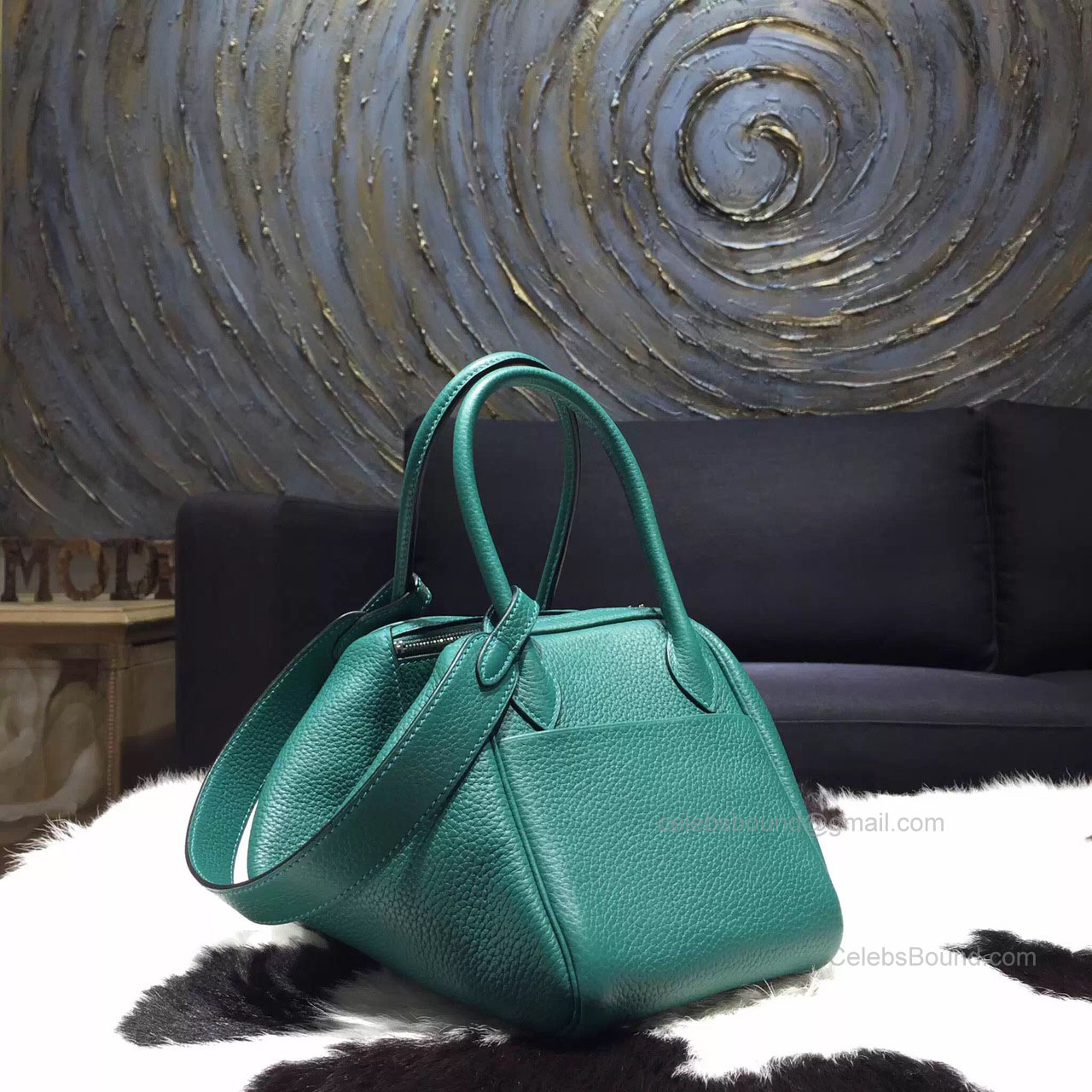 Hermes Lindy 30 Bag in Malachite Z6 Clemence Leather Handstitched